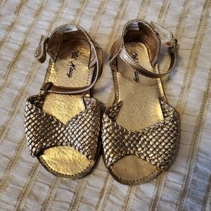 Toddler sandals gold 5T